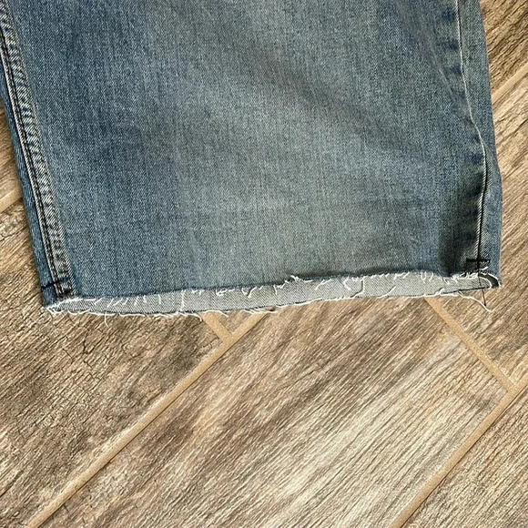 Levi’s 511 cut off Jean shorts Raw hem Big & Tall Medium wash Men’s size 46 NWT - Picture 6 of 14